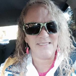 Meet your Posher, Dana